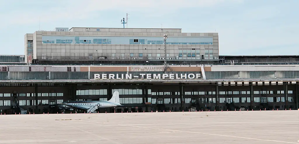 Berlin-Tempelhof-Fuehrung - alternative Tour durch Berlin