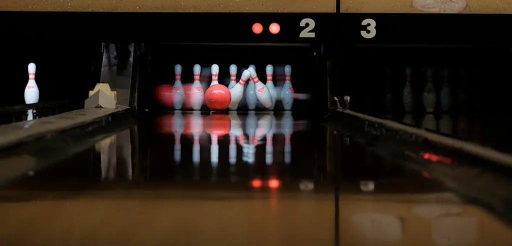 Bowling als perfekte Indoor Aktivität in Köln bei Regen