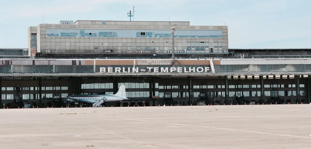 Tempelhofer Feld Outdoor Ausflugsziel in Berlin