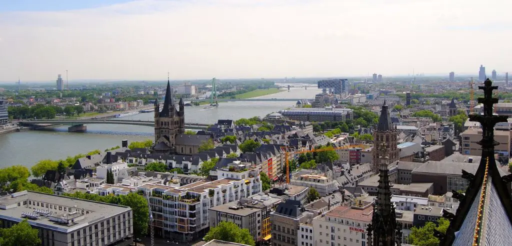 Panoramablick über Köln und den Rhein