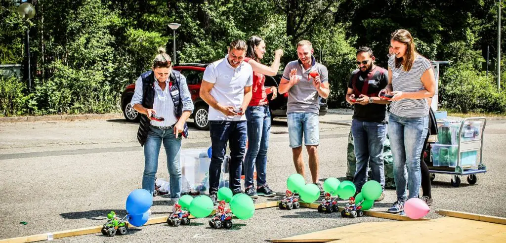 Mario Kart Rennen als Teil der Team Challenge von teamazing