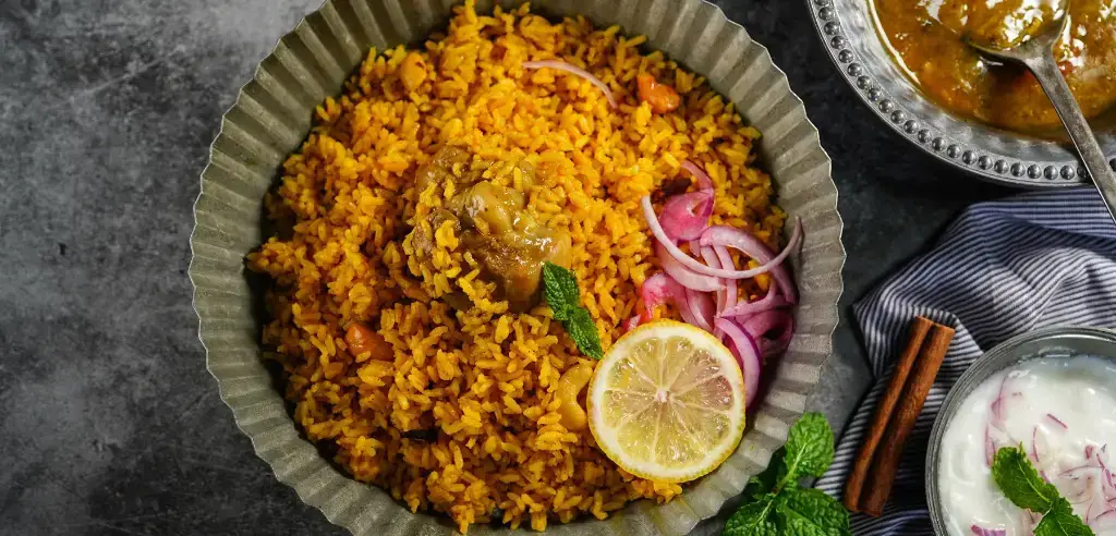 Curry und andere indische Spezialitäten zubereiten